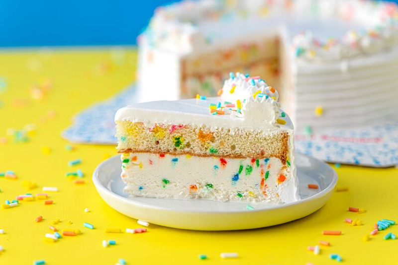 Carvel Funfetti Ice Cream Cake, 26oz