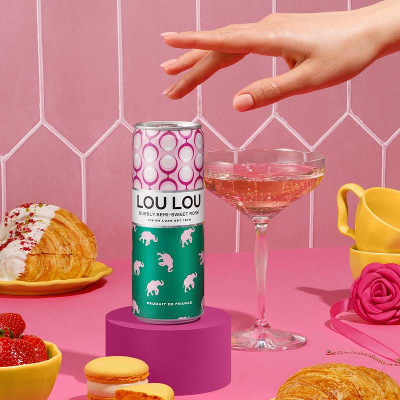 Lou Lou Bubbly Semi Sweet Rose 355ml Can 8.4% ABV