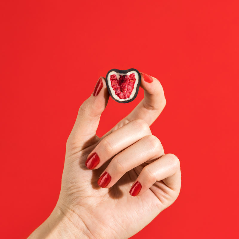 Tru Fru Raspberries Hyper-Dried Fresh in White & Dark Chocolate, 3.4oz