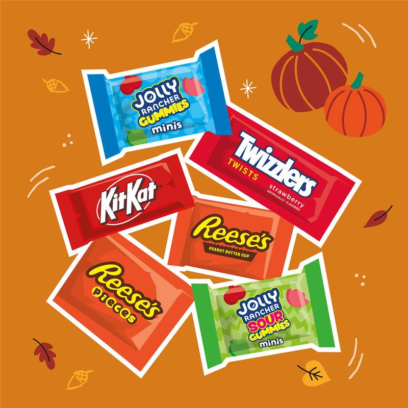 Hershey Assorted, Halloween Candy Bulk Bag, 49.74 oz (105 Pieces)