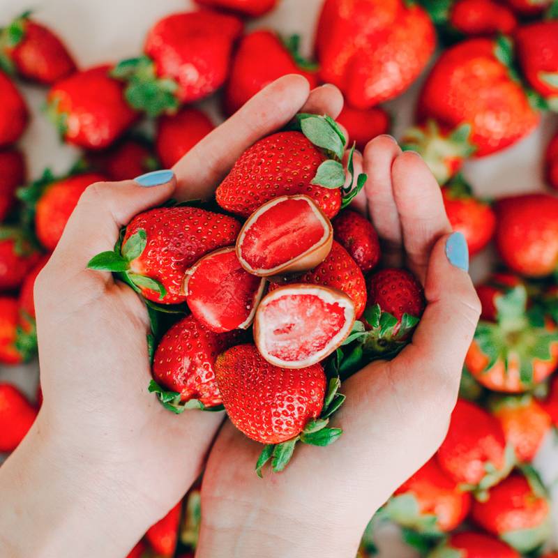 Tru Fru Natures Strawberries Hyper Chilled in White & Milk Chocolate