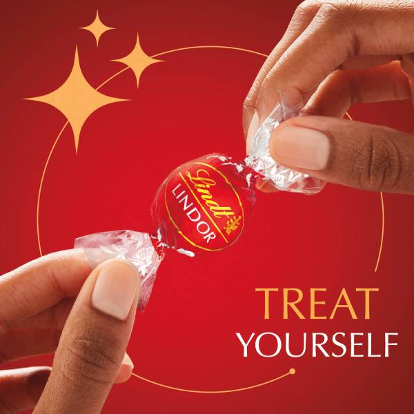 Lindt LINDOR Milk Chocolate Candy Truffles, Chocolates with Smooth, Melting Truffle Center, 1.3 oz