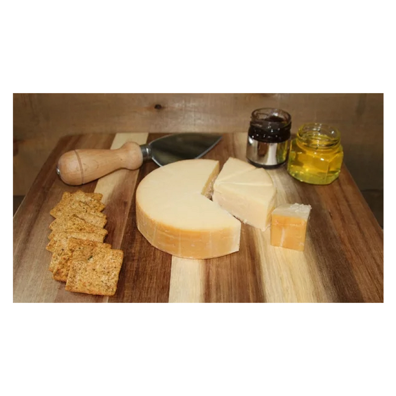 Apple Smoked Gouda Round  - 8oz