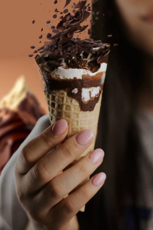 Jolly Llama Dairy & Gluten-Free Sea Salt Caramel Chocolate Cones 3ct