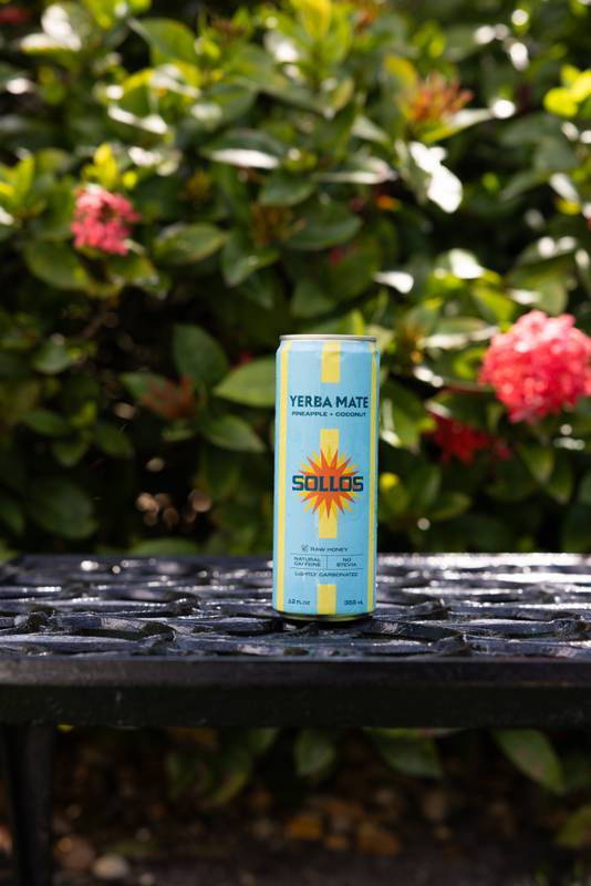 Sollos Yerba Mate Pineapple Coconut 12oz Can