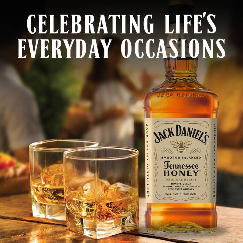 Jack Daniels Tennessee Honey Whiskey 1L (70 Proof)
