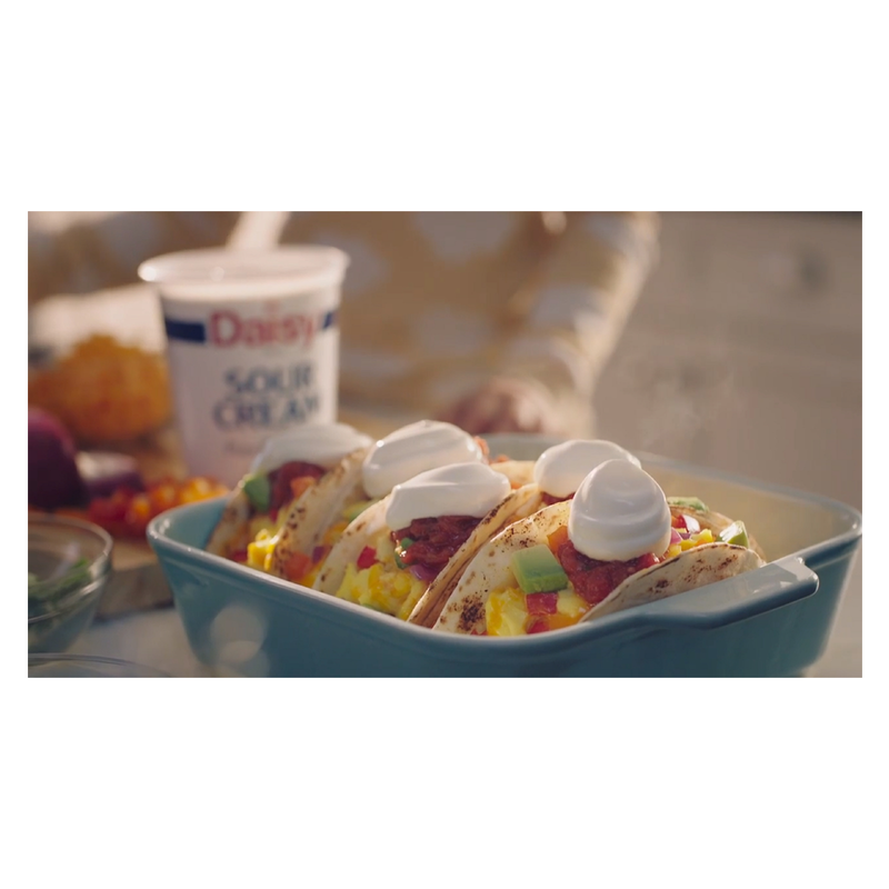 Daisy Pure & Natural Sour Cream - 16oz