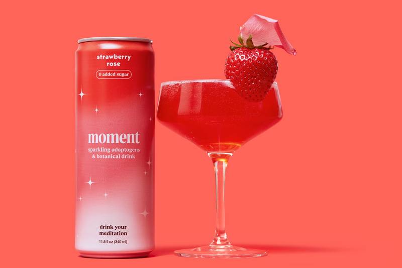 Moment Strawberry Rose Botanical Soda 11.5oz Can