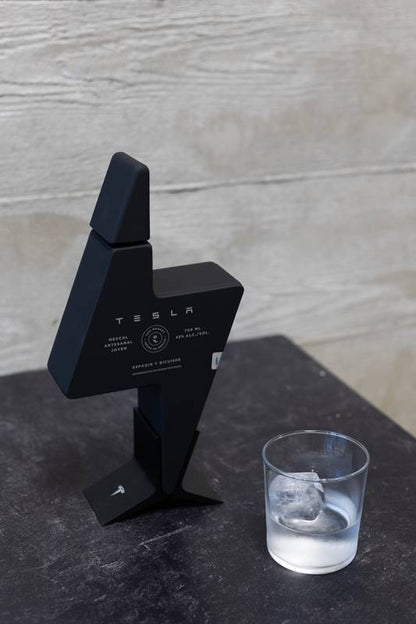 Tesla Mezcal Joven 750ml