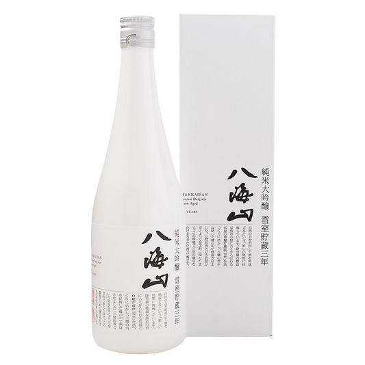 Hakkaisan Yukimoro Junmai Daiginjo Sake 720ml