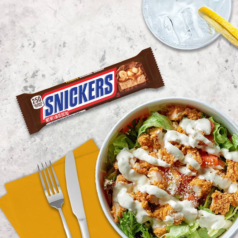 SNICKERS Chocolate Candy Bar, Full Size 1.86 oz, Chocolate Snacks