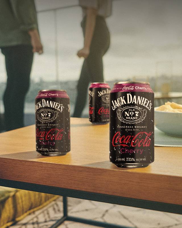 Jack Daniel's & Coca-Cola Cherry 4pk 12oz Cans 7% ABV