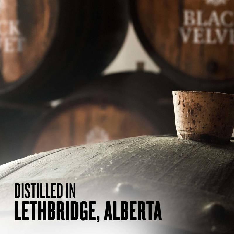 Black Velvet Whiskey 375ml