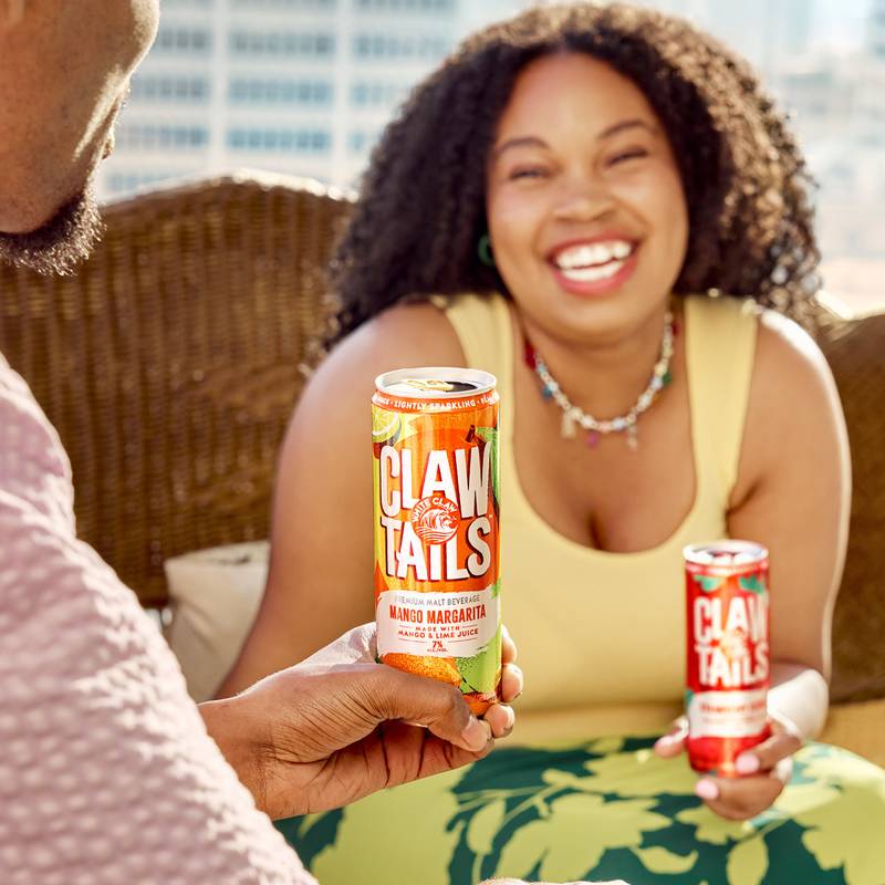 White Claw Clawtails Mango Margarita 19.2oz Can 7% ABV