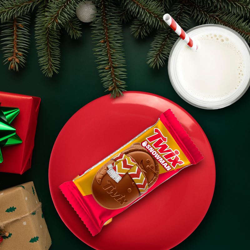 Twix Caramel Cookie Snowman, 1.06 oz